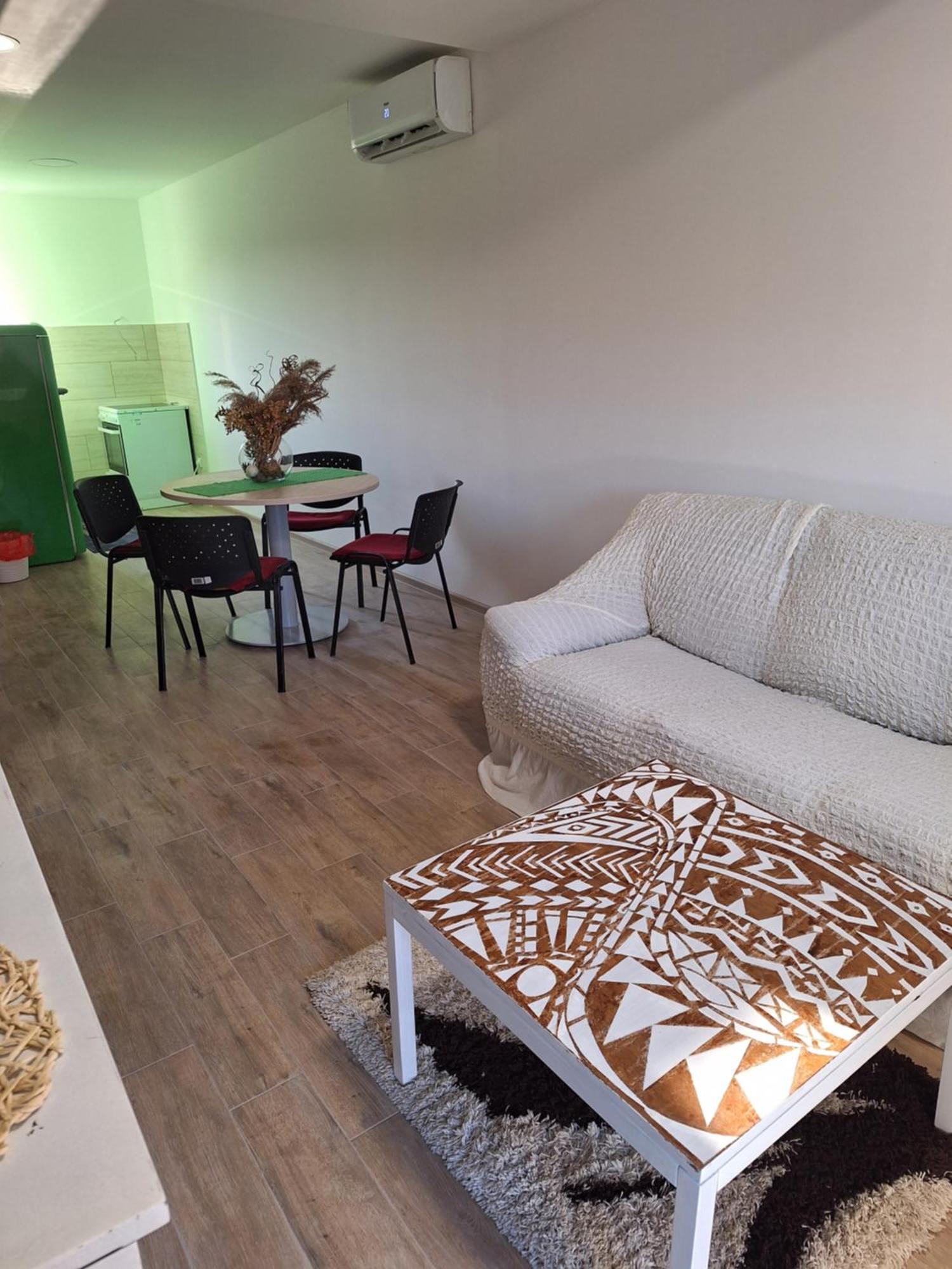 Expo Airport Otel Surčin Dış mekan fotoğraf