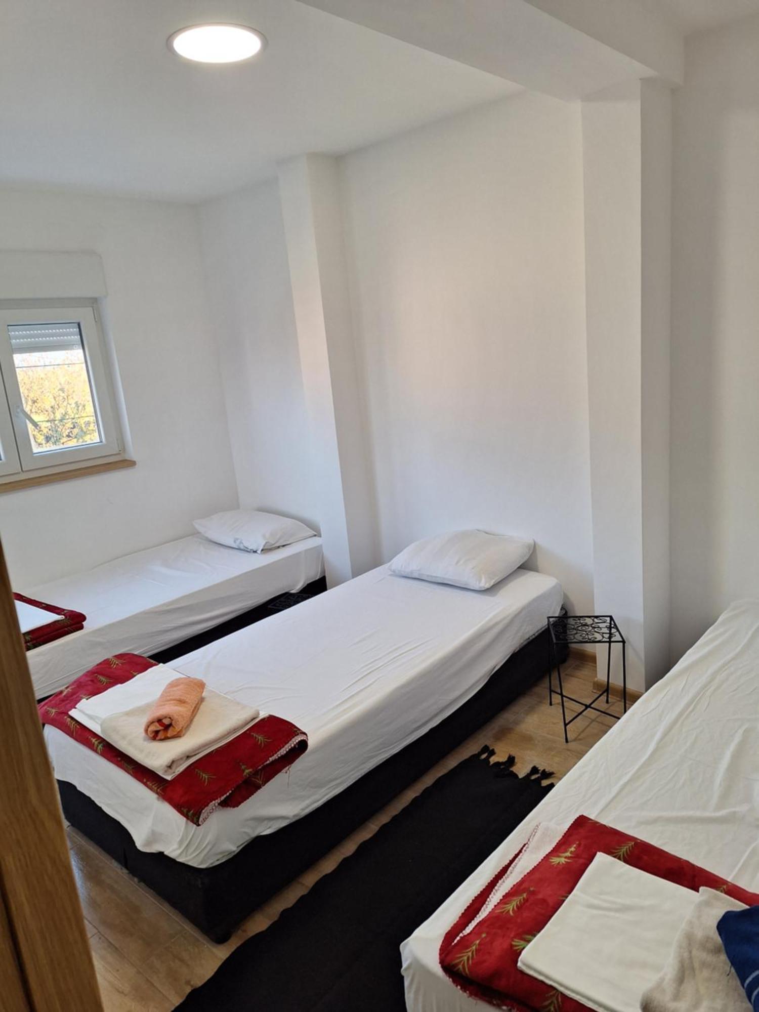 Expo Airport Otel Surčin Dış mekan fotoğraf